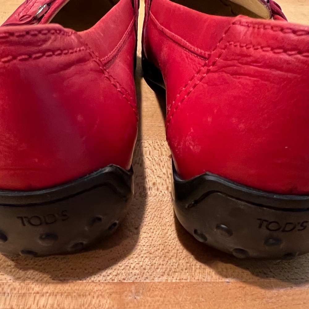 TOD'S Red Leather Loafers for Women 8.5 U.S. - Picture 7 of 8